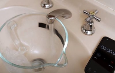 Tap flowing and being timed by and iphone