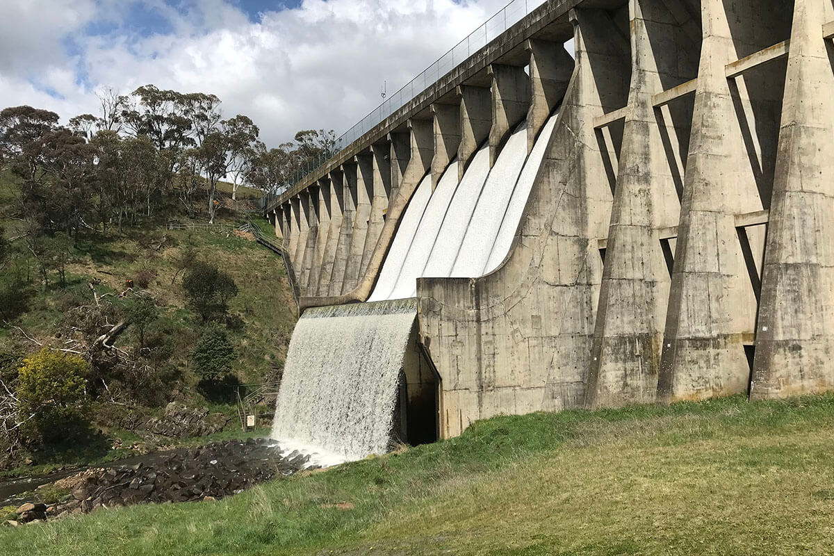 Oberon Dam with water being released. 
